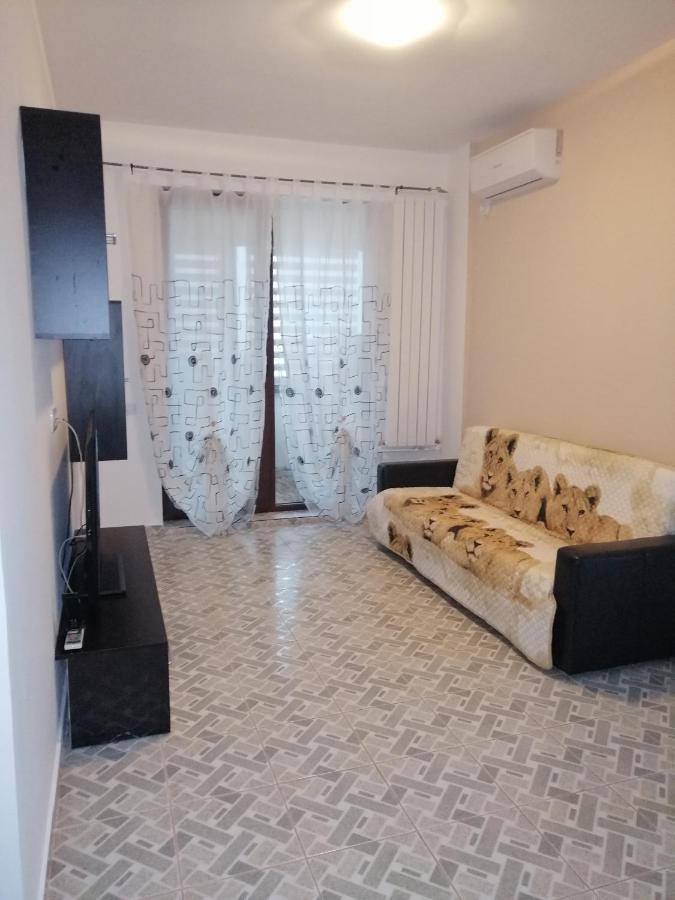 Appartement Adina à Năvodari Extérieur photo