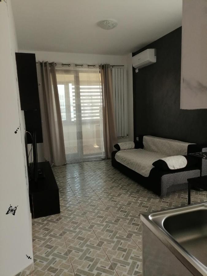 Appartement Adina à Năvodari Extérieur photo